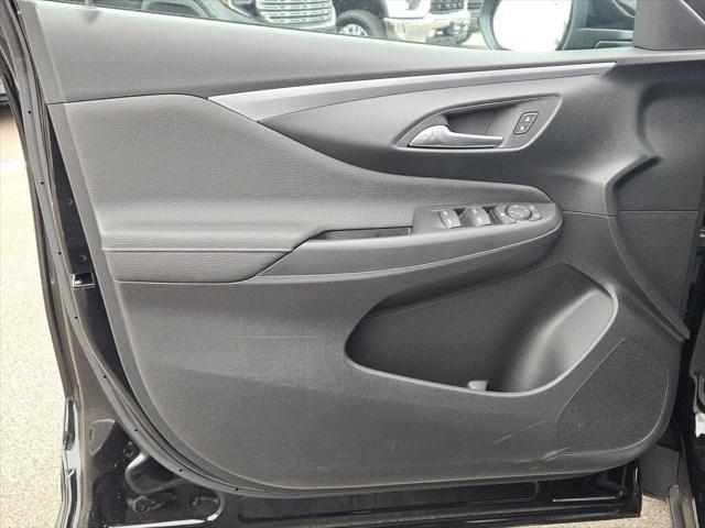 new 2025 Buick Envista car, priced at $26,685