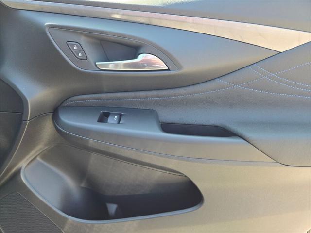 new 2025 Buick Envista car, priced at $29,995