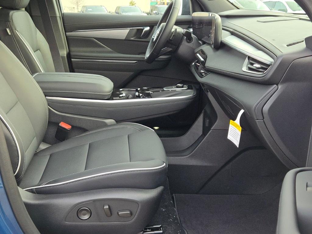 new 2025 Buick Enclave car, priced at $42,890