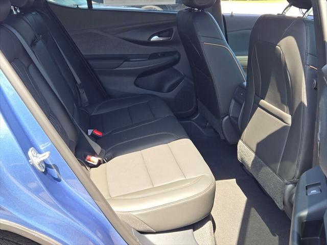 new 2025 Buick Envista car, priced at $31,784