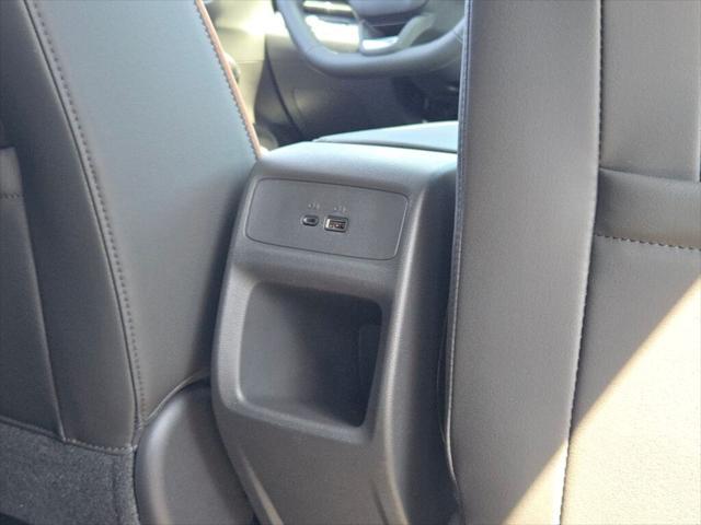 new 2025 Buick Envista car, priced at $31,784