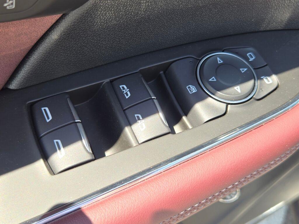 new 2025 Buick Envision car, priced at $40,340