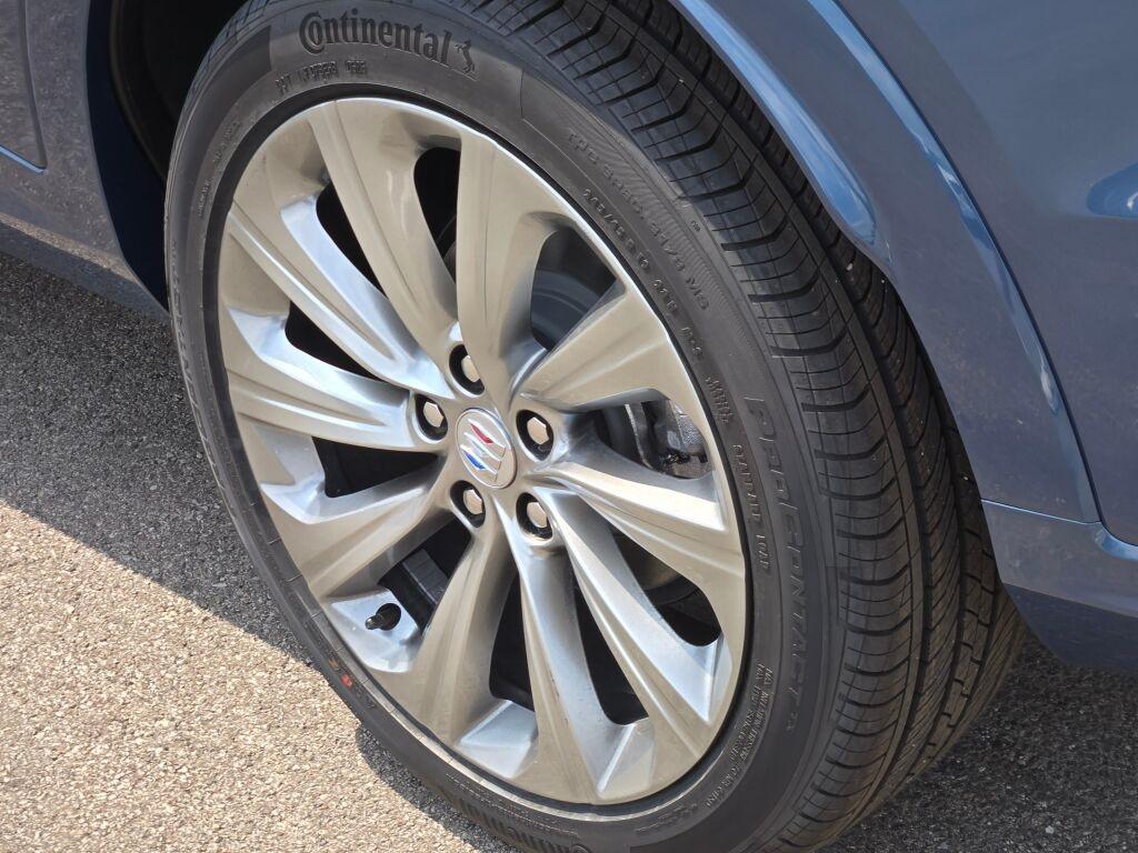 new 2025 Buick Envista car, priced at $28,790