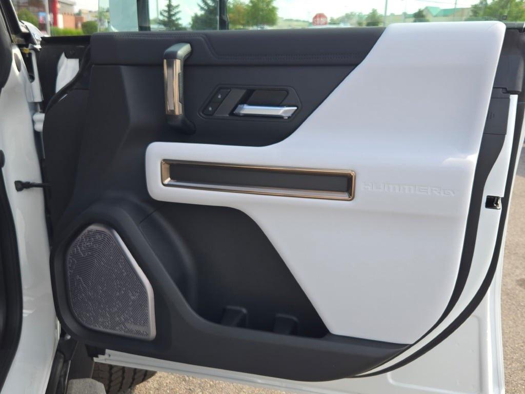 new 2025 GMC HUMMER EV Pickup car, priced at $97,540