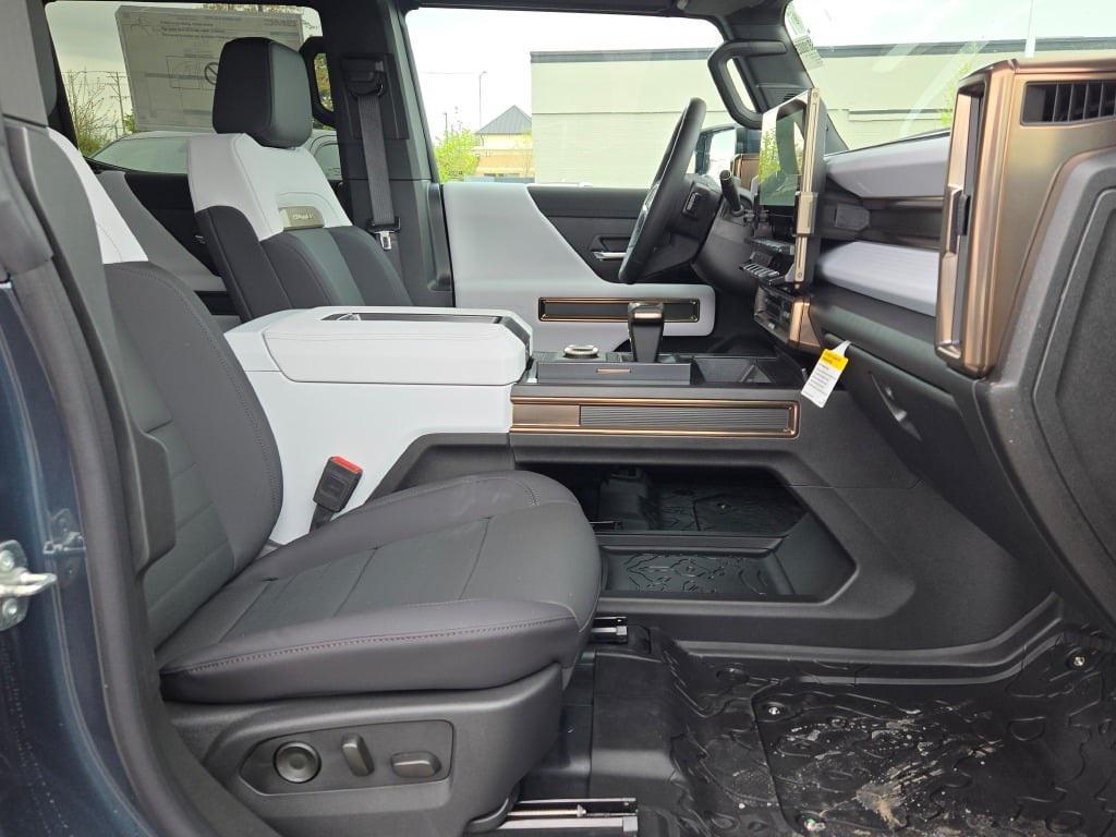new 2025 GMC HUMMER EV Pickup car, priced at $99,470