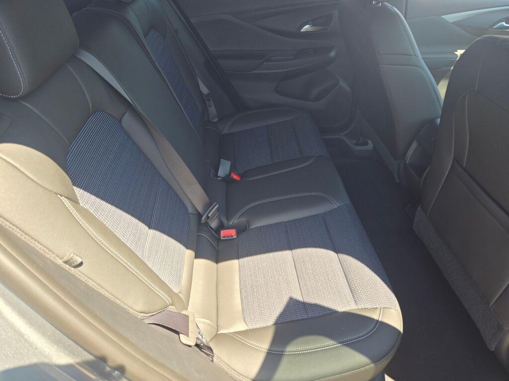 new 2025 Buick Envista car, priced at $24,185