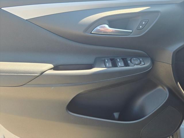 new 2025 Buick Envista car, priced at $26,685