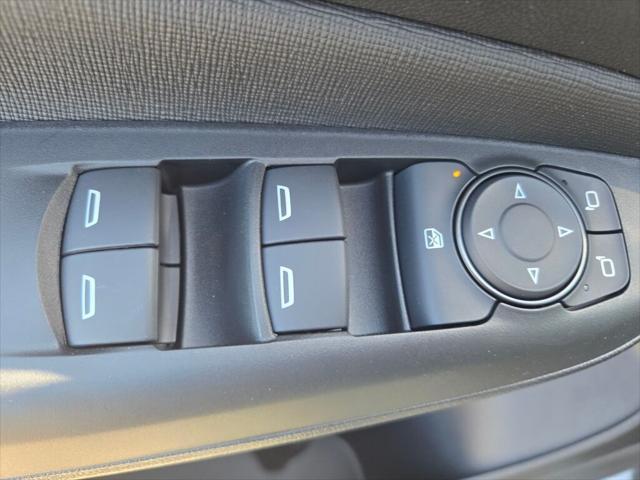 new 2025 Buick Envista car, priced at $26,685