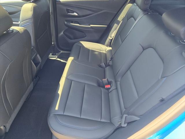 new 2025 Buick Envista car, priced at $29,995