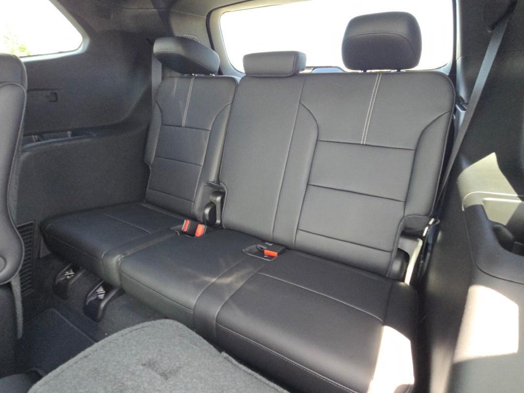 new 2025 GMC Acadia car, priced at $46,425