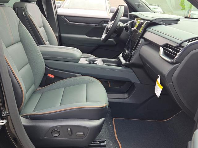 new 2025 GMC Acadia car, priced at $57,530