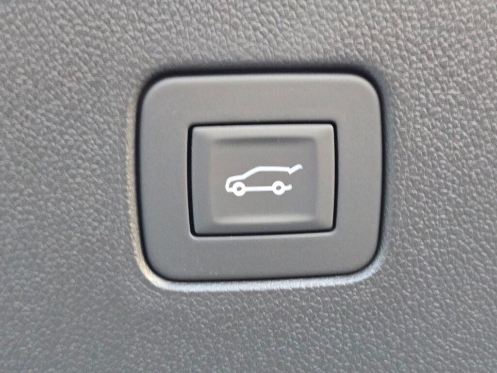 new 2026 Buick Envista car, priced at $31,985