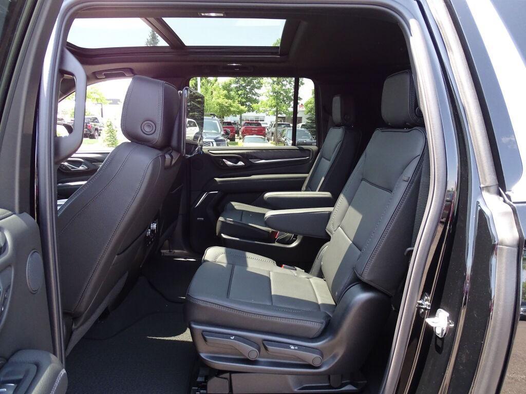 new 2024 GMC Yukon XL car, priced at $85,030