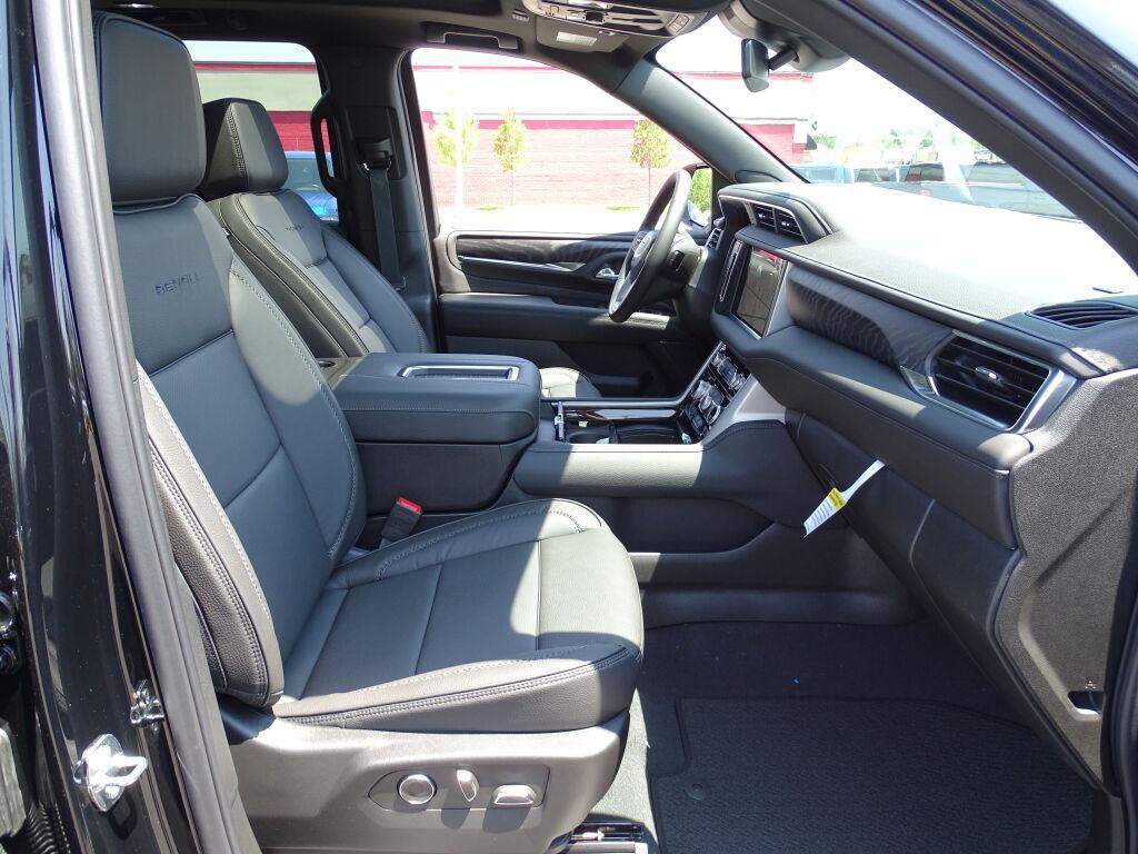 new 2024 GMC Yukon XL car, priced at $85,030
