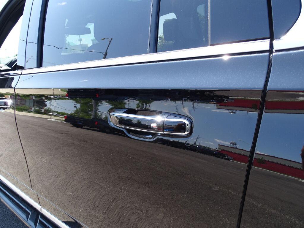 new 2024 GMC Yukon XL car, priced at $85,030