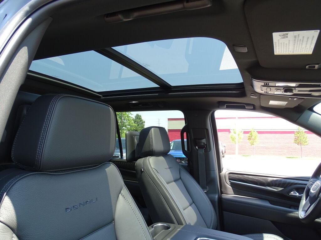 new 2024 GMC Yukon XL car, priced at $85,030