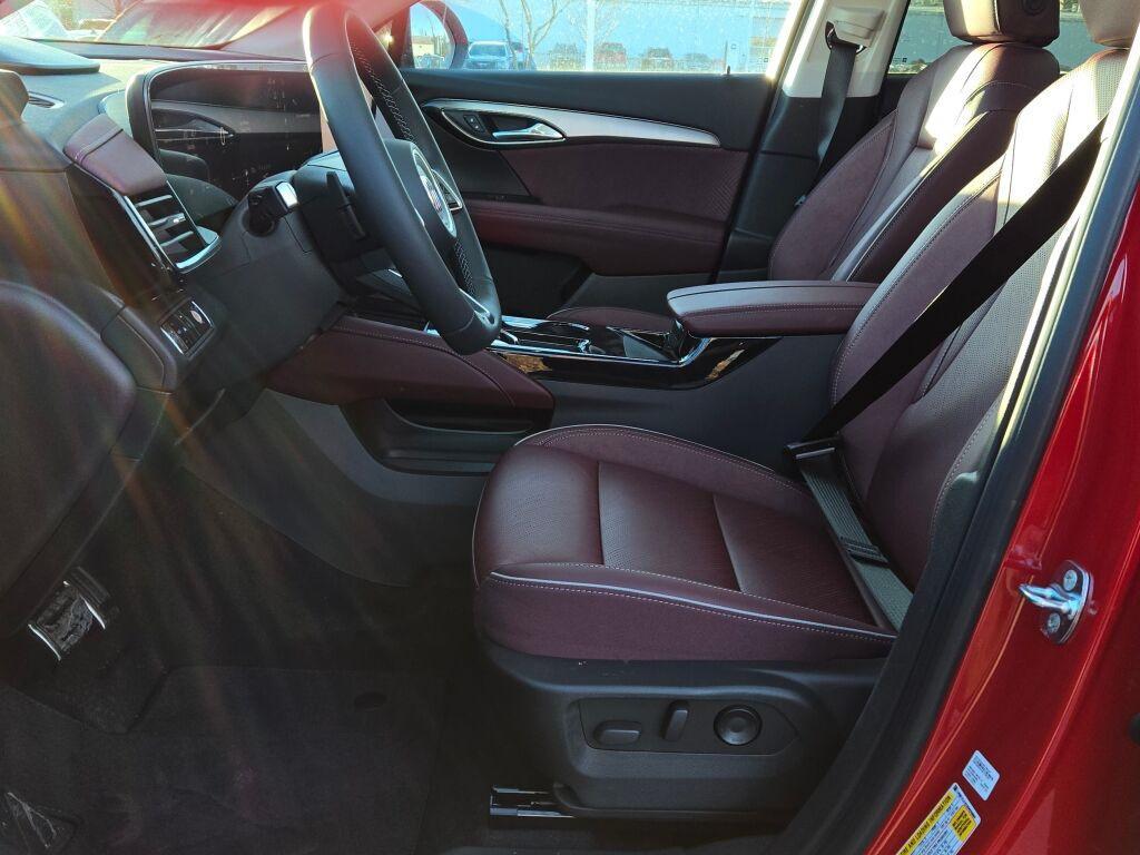 new 2025 Buick Envision car, priced at $40,034