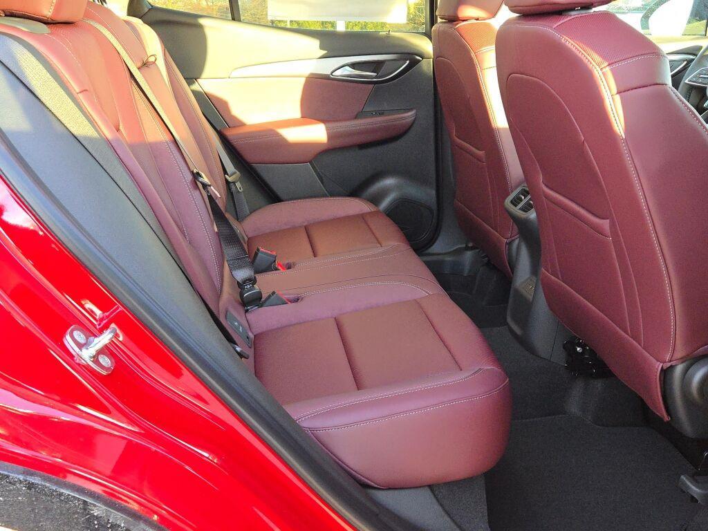 new 2025 Buick Envision car, priced at $40,034