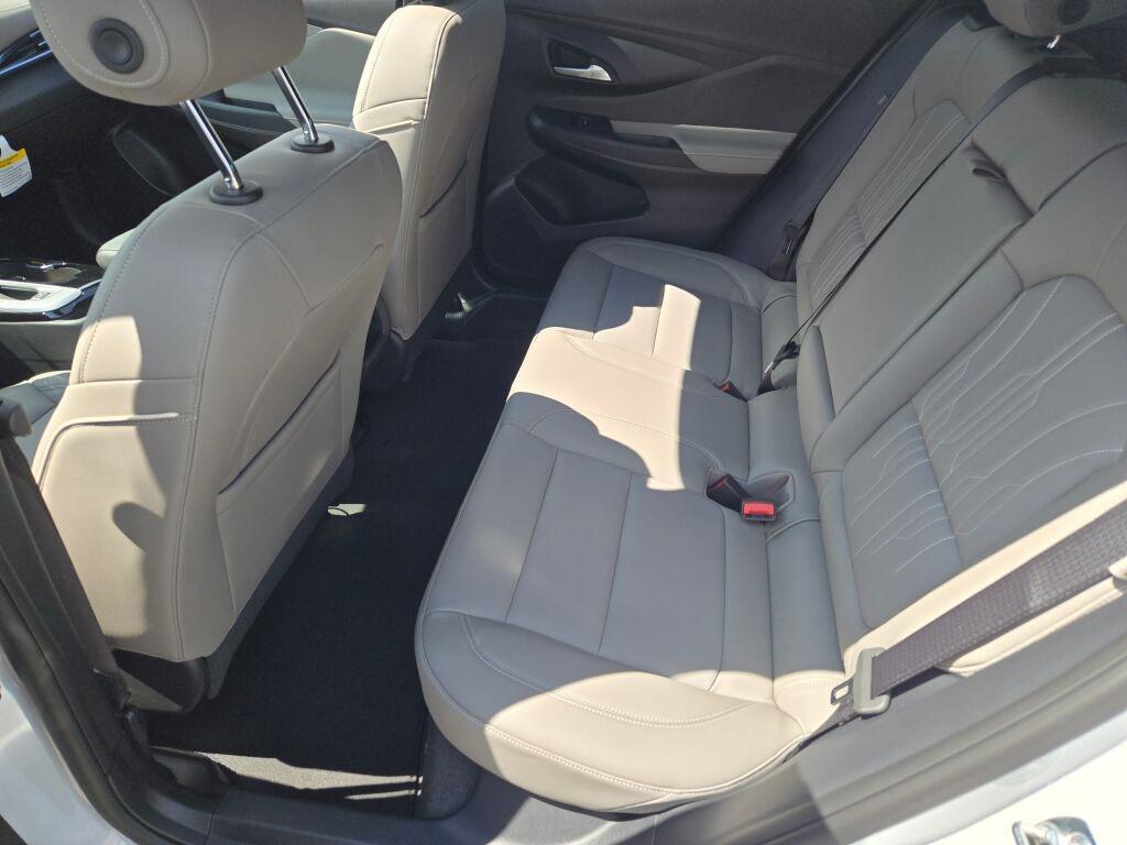 new 2025 Buick Envista car, priced at $29,390