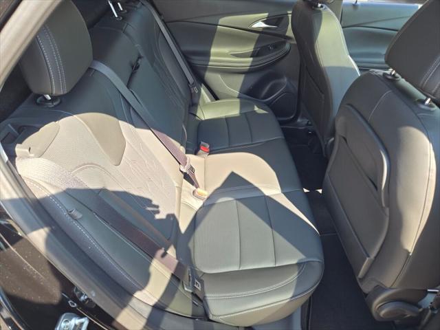 new 2025 Buick Encore GX car, priced at $35,879