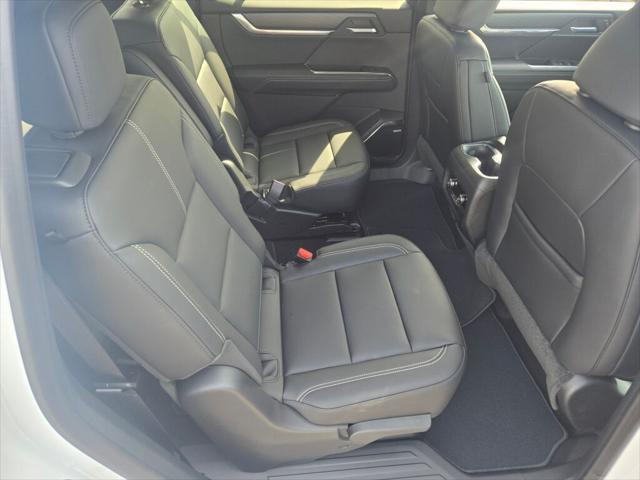 new 2025 GMC Acadia car, priced at $44,930