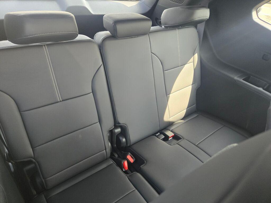 new 2025 GMC Acadia car, priced at $43,930