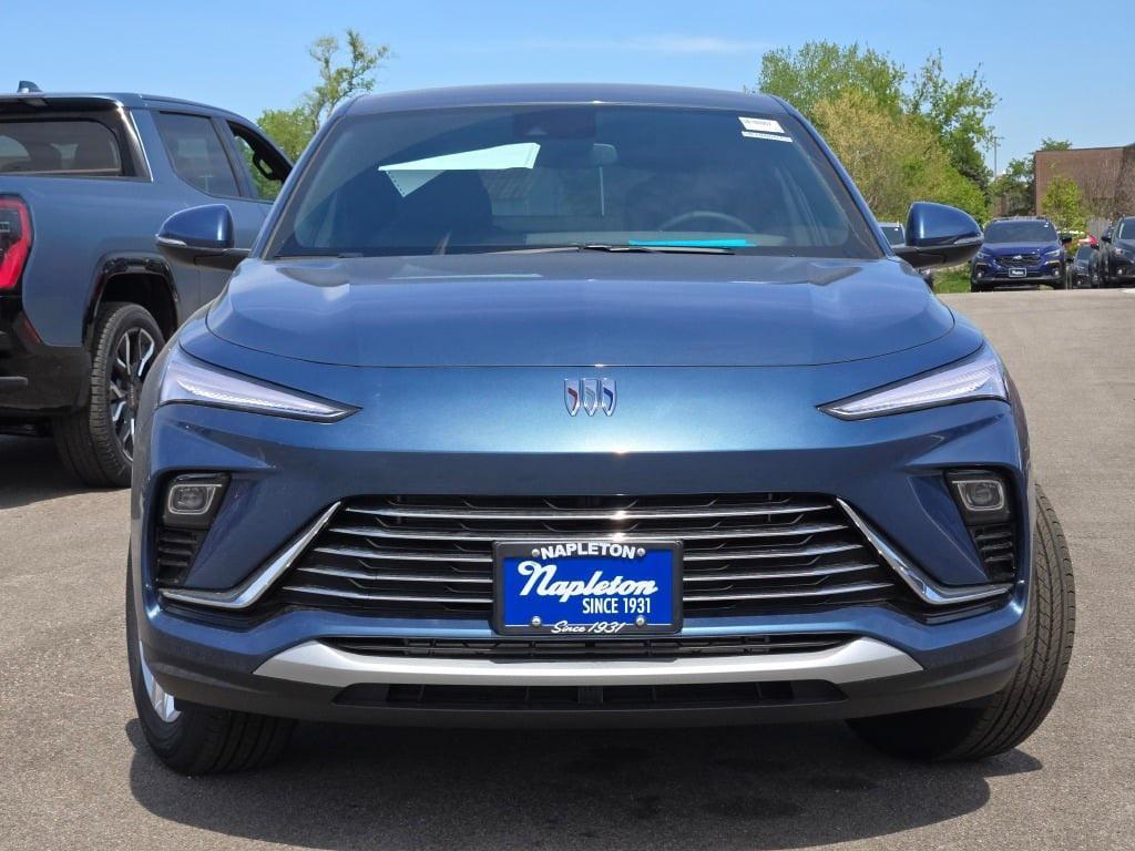 new 2025 Buick Envista car, priced at $24,685