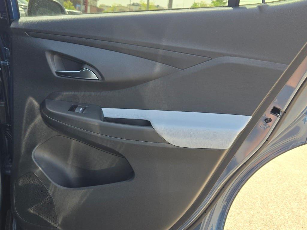 new 2025 Buick Envista car, priced at $24,685