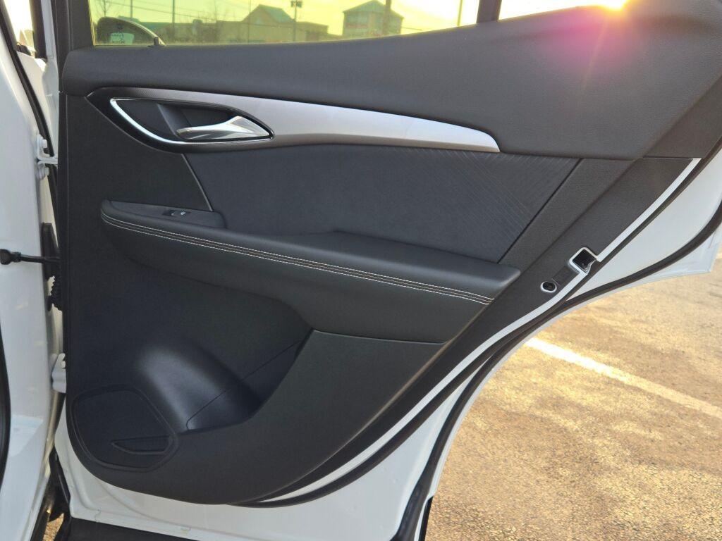 new 2025 Buick Envision car, priced at $38,840
