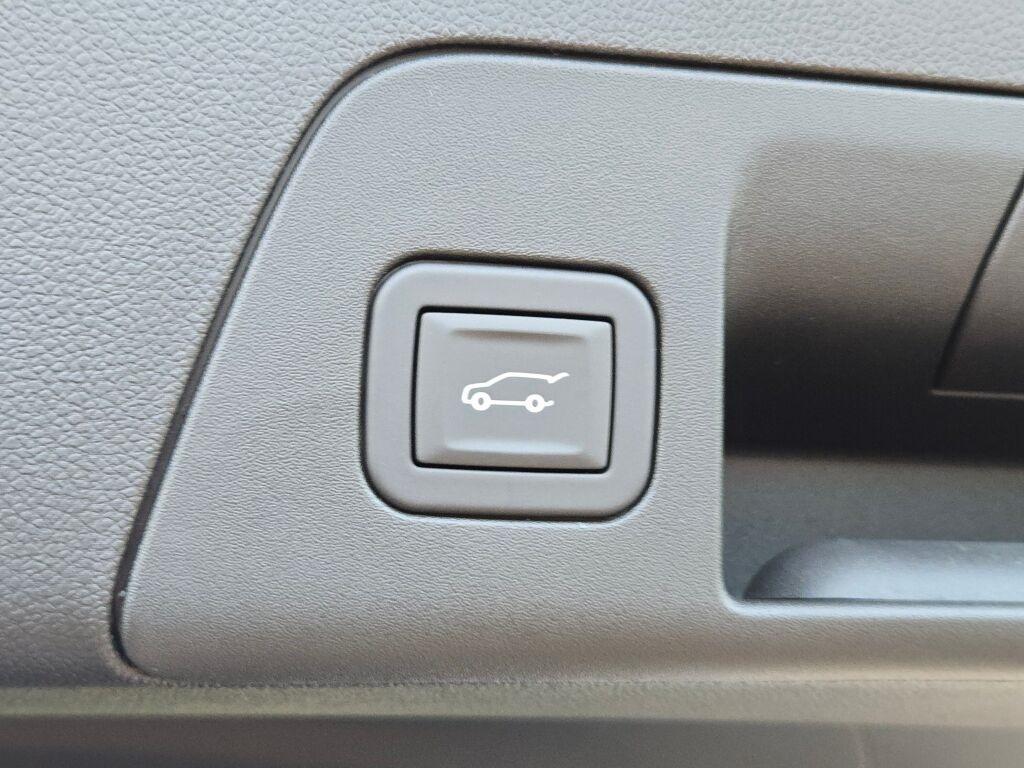 new 2025 Buick Envision car, priced at $38,840