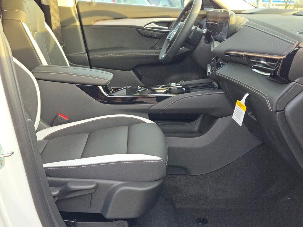 new 2025 Buick Envision car, priced at $38,840