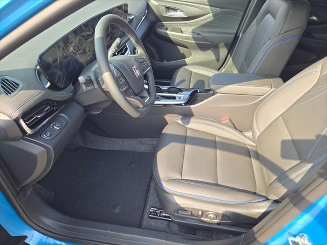 new 2025 Buick Envista car, priced at $26,580