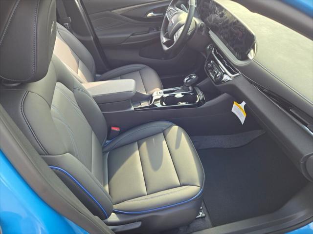 new 2025 Buick Envista car, priced at $26,580
