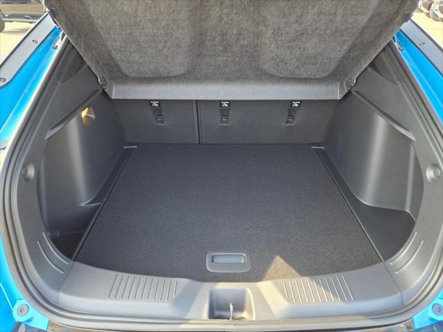 new 2025 Buick Envista car, priced at $26,580