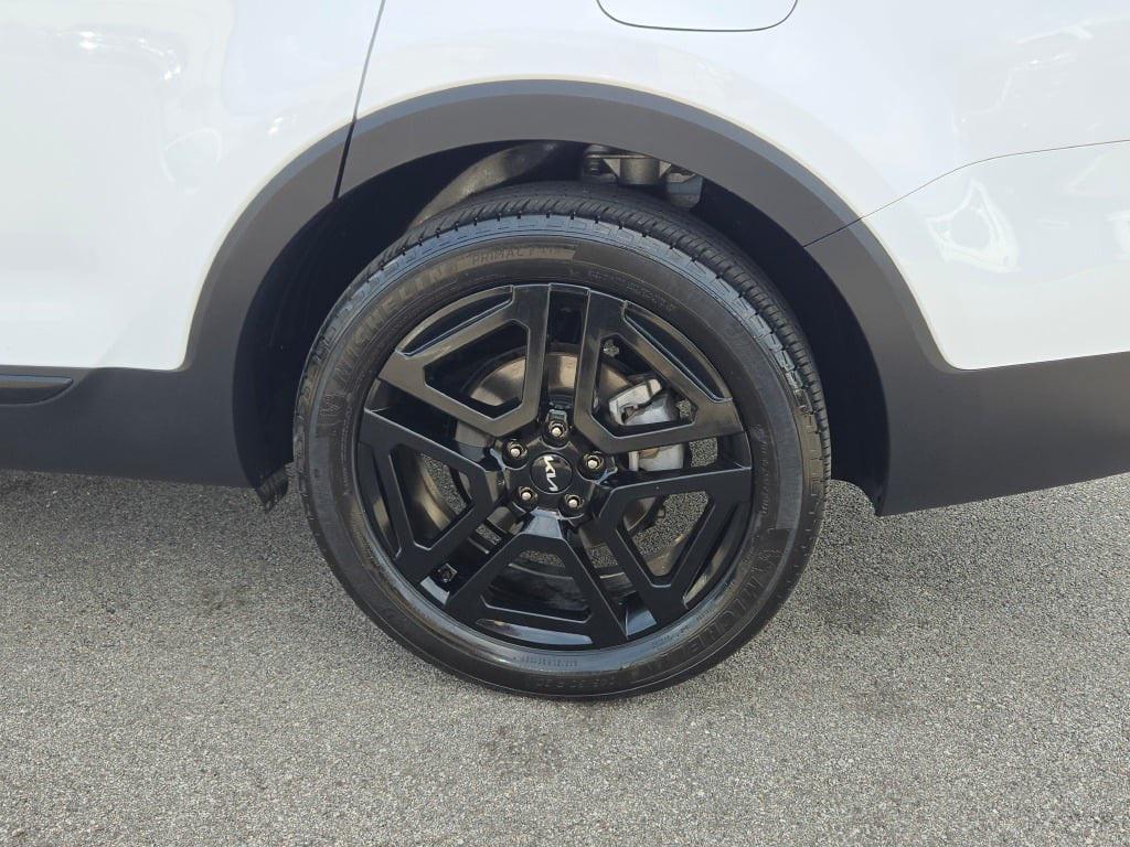 used 2024 Kia Telluride car, priced at $41,095