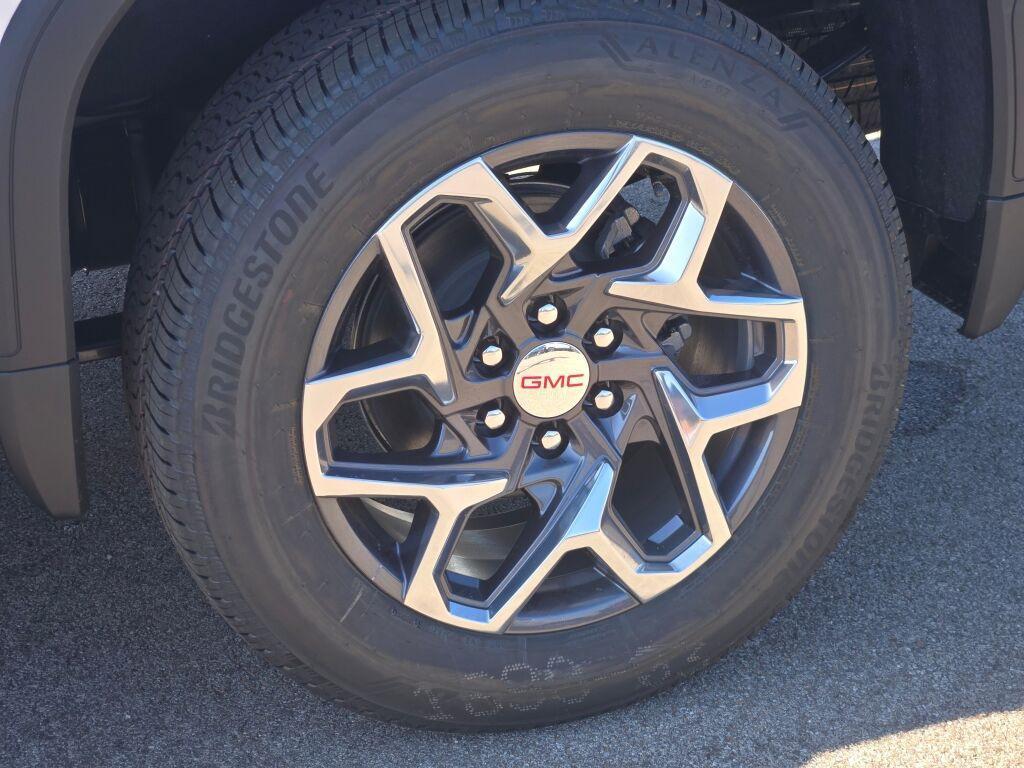 new 2026 GMC Sierra 1500 car, priced at $58,425