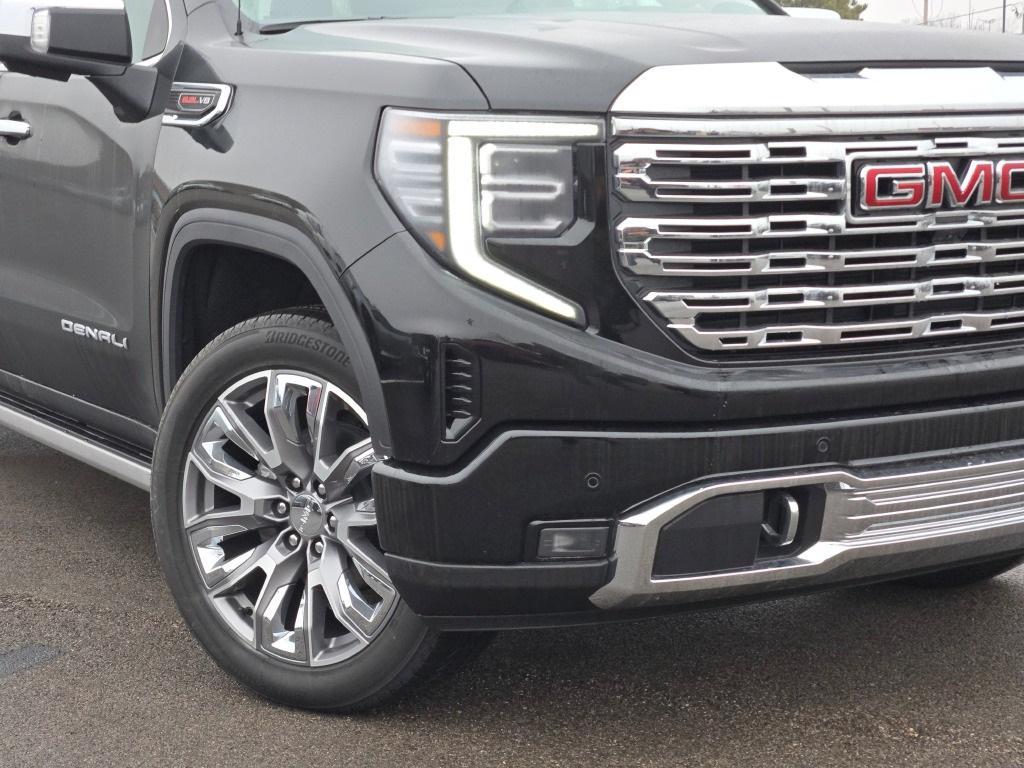 new 2025 GMC Sierra 1500 car, priced at $70,430