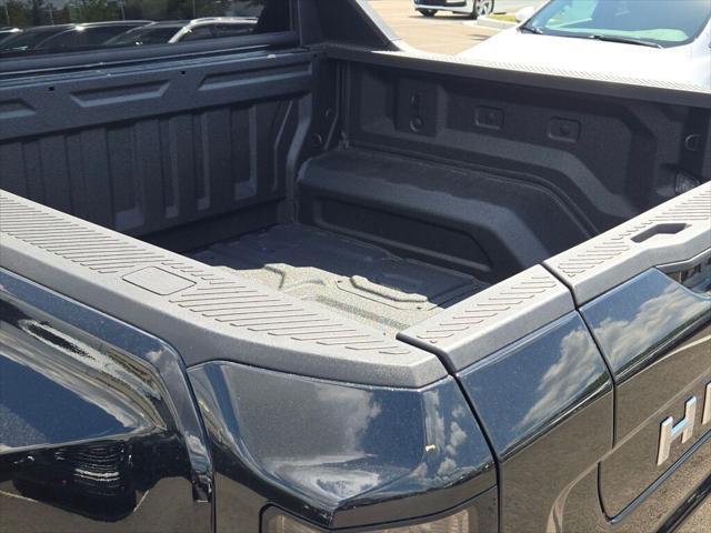 new 2025 GMC HUMMER EV Pickup car, priced at $98,035