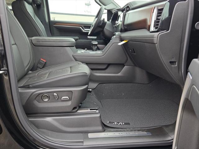 new 2025 GMC Sierra 1500 car, priced at $70,045