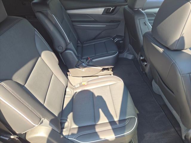new 2025 Buick Enclave car, priced at $43,090