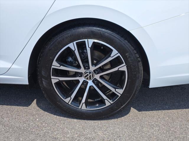 used 2024 Volkswagen Jetta car, priced at $22,295