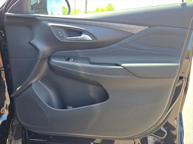 new 2025 Buick Envista car, priced at $28,865