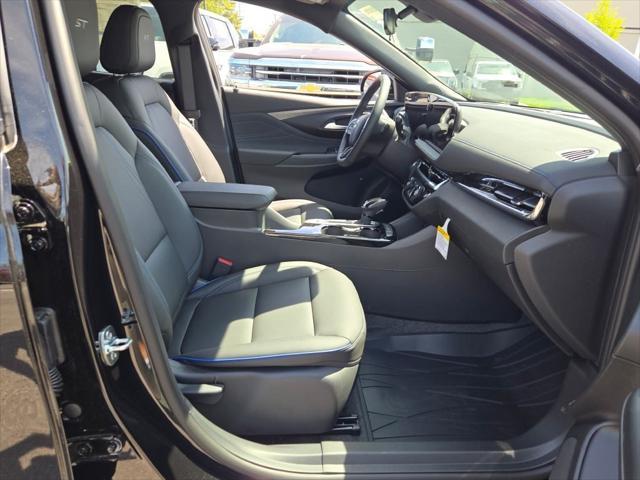new 2025 Buick Envista car, priced at $28,865
