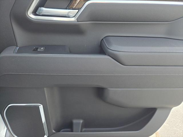 new 2025 GMC Sierra 1500 car, priced at $55,985
