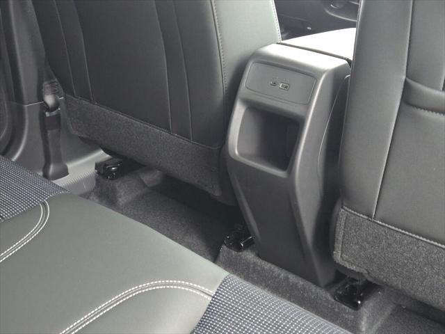 new 2025 Buick Envista car, priced at $26,685