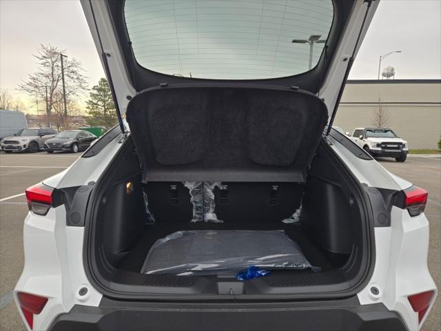 new 2025 Buick Envista car, priced at $26,685