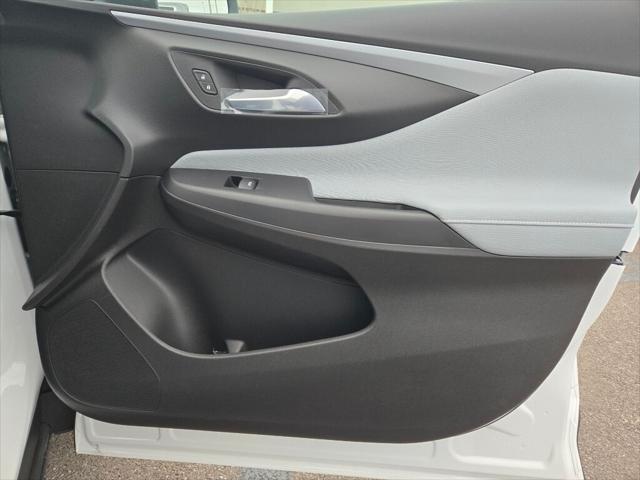 new 2025 Buick Envista car, priced at $26,685