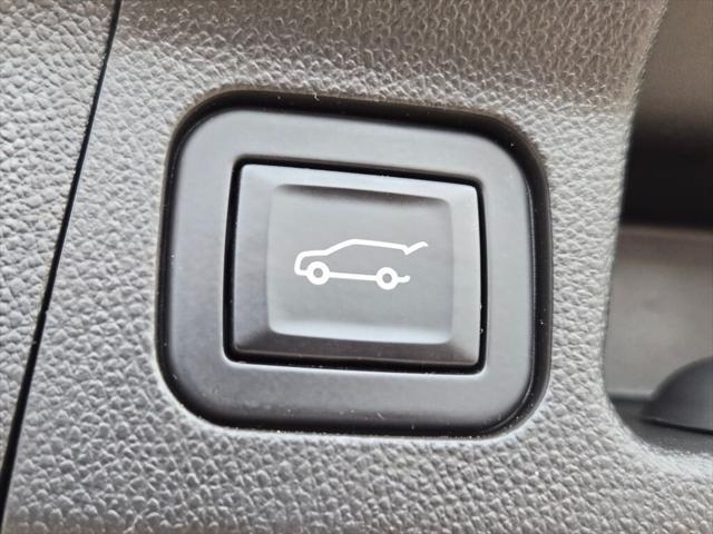 used 2022 GMC Acadia car, priced at $37,595