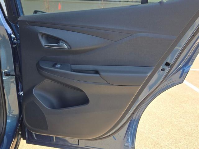 new 2025 Buick Envista car, priced at $28,074