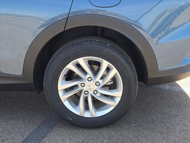 new 2025 Buick Envista car, priced at $28,074